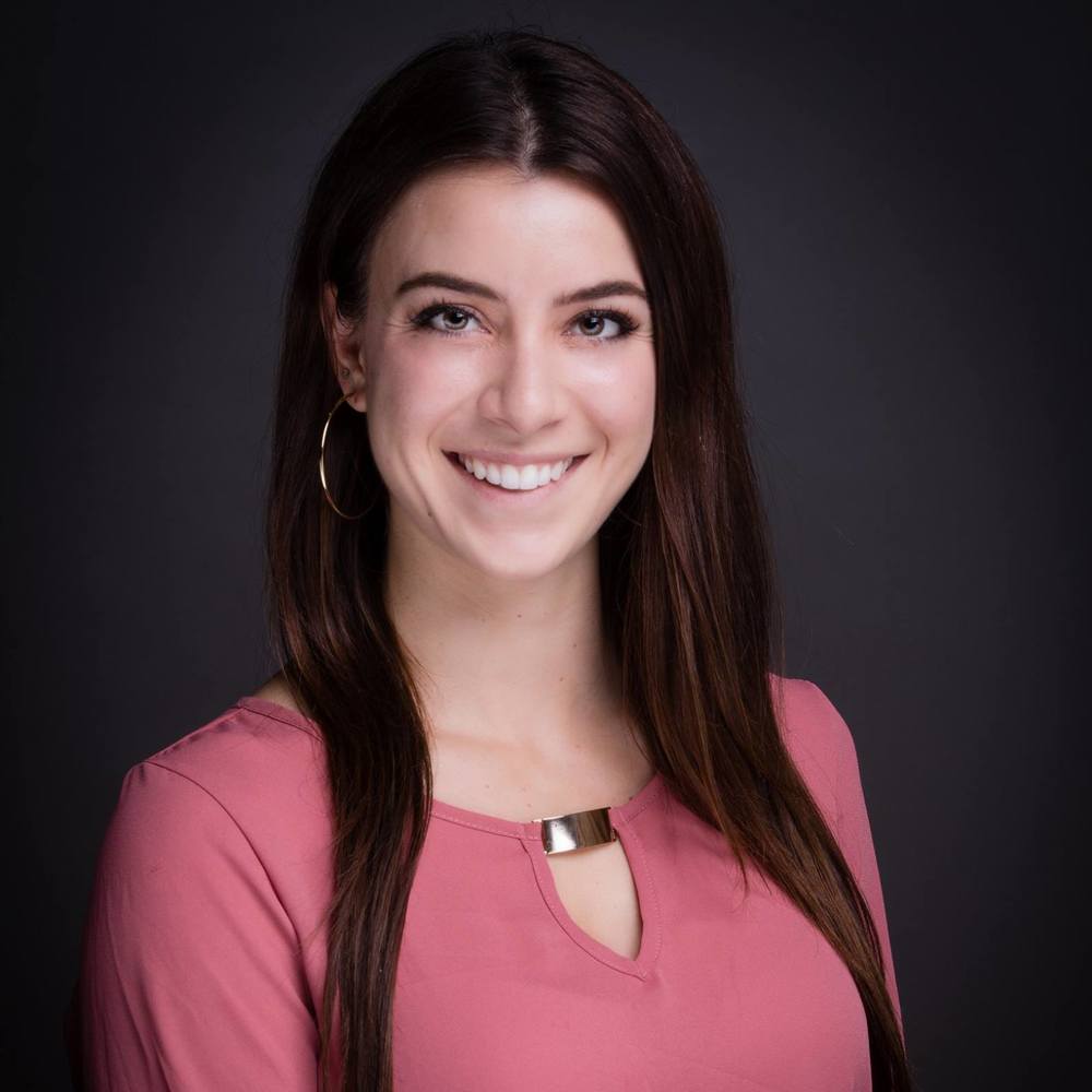 Meet your Posher, Cassandra